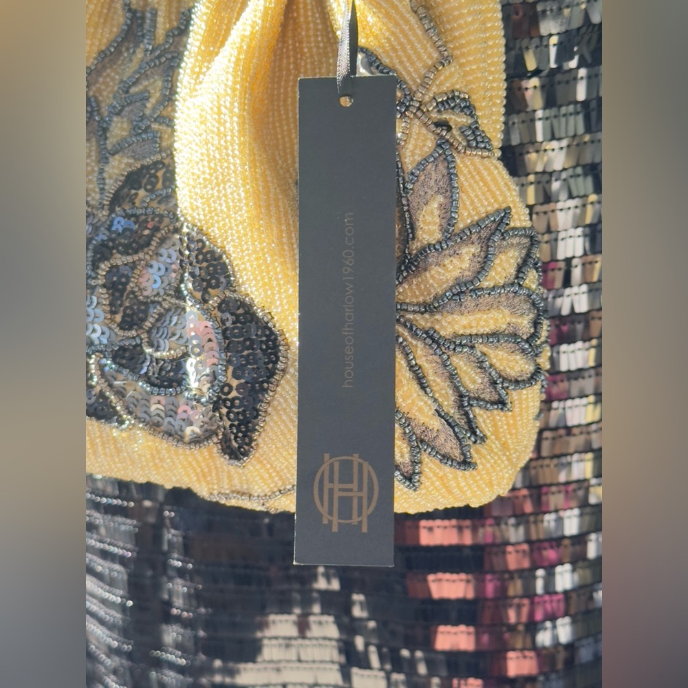 NWT House of Harlow 1960 Yellow and Black Floral Clutch - Picture 10 of 10
